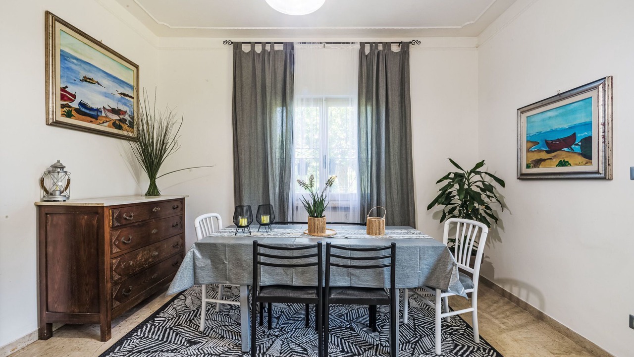 Photo of Bedroom in Capanne-Prato-Cinquale