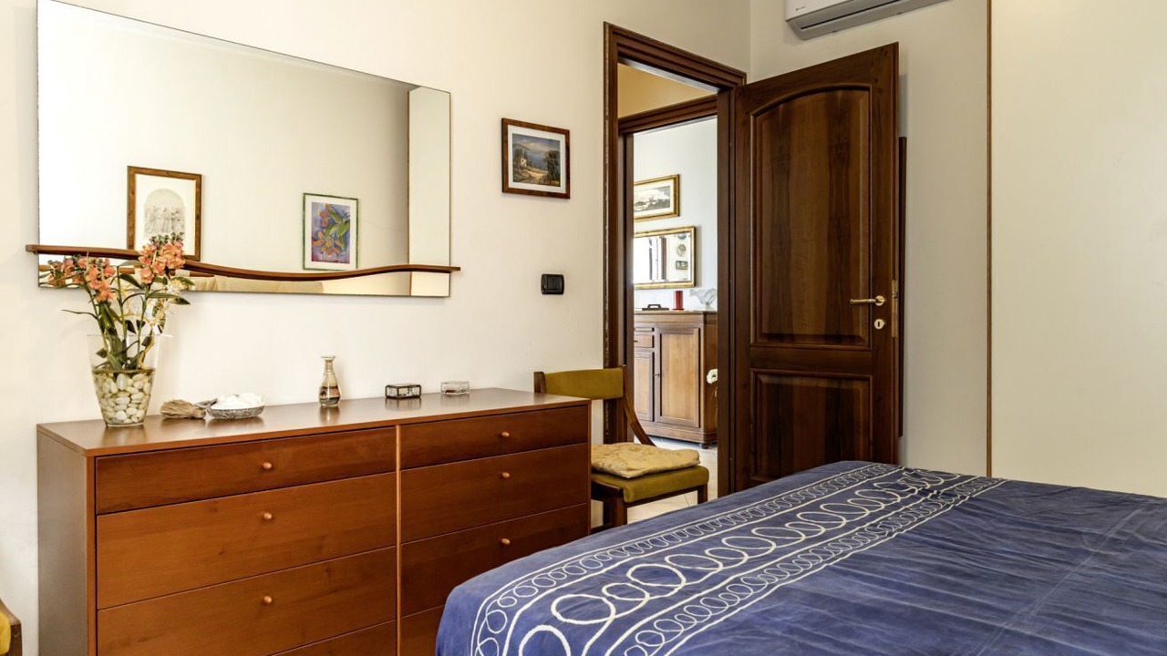 Photo of Bedroom in Lido