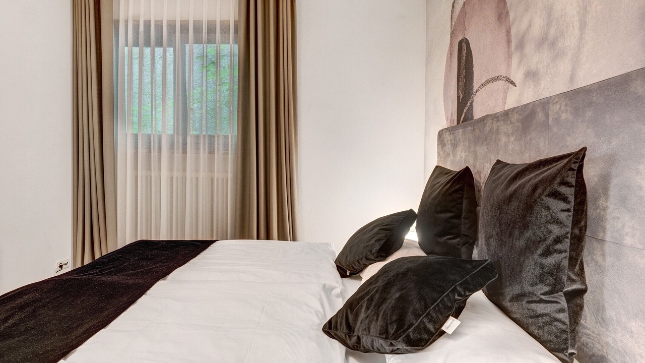 Photo of Bedroom in Schenna