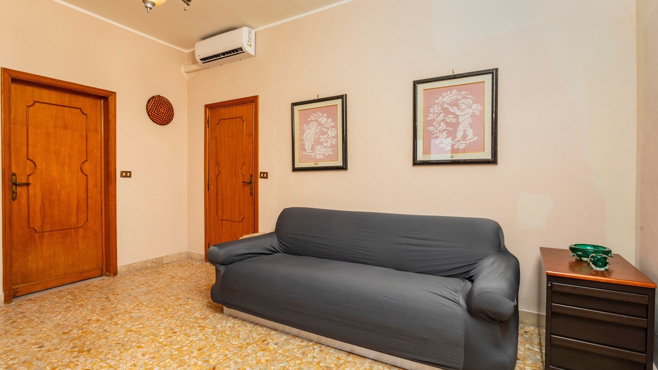 Photo of Livingroom in Bronte