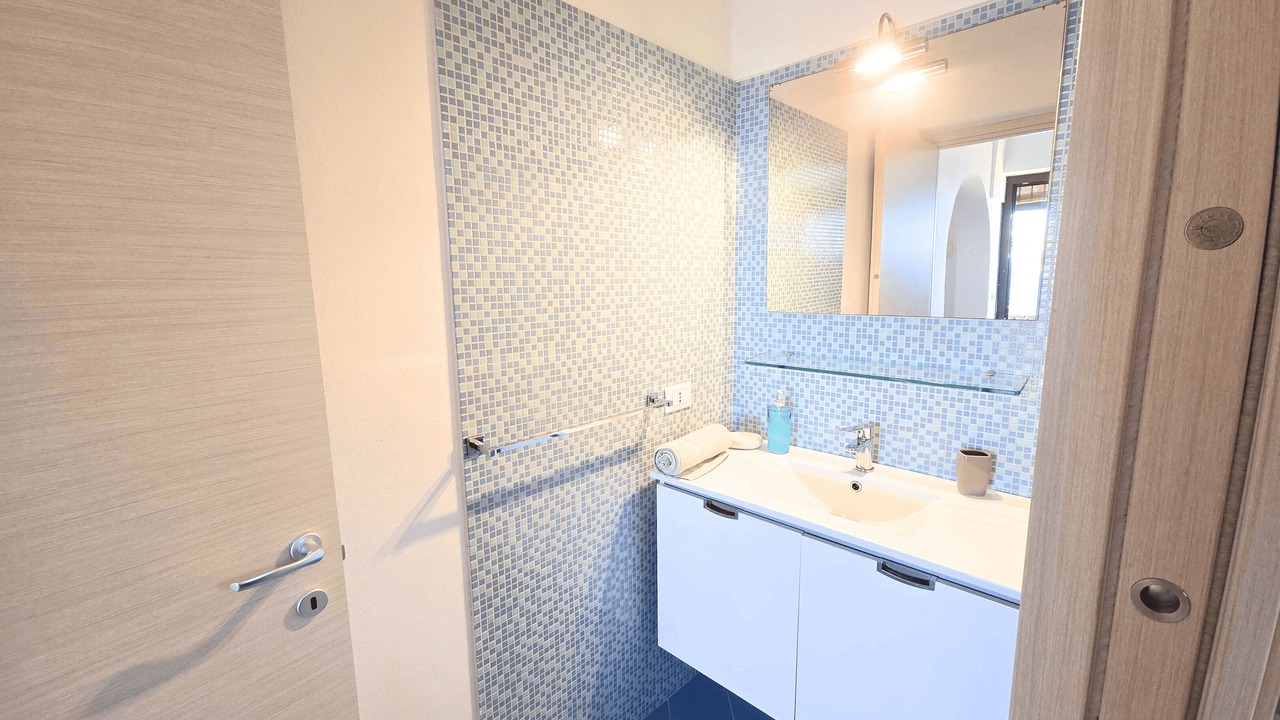 Photo of Bathroom in Pantelleria
