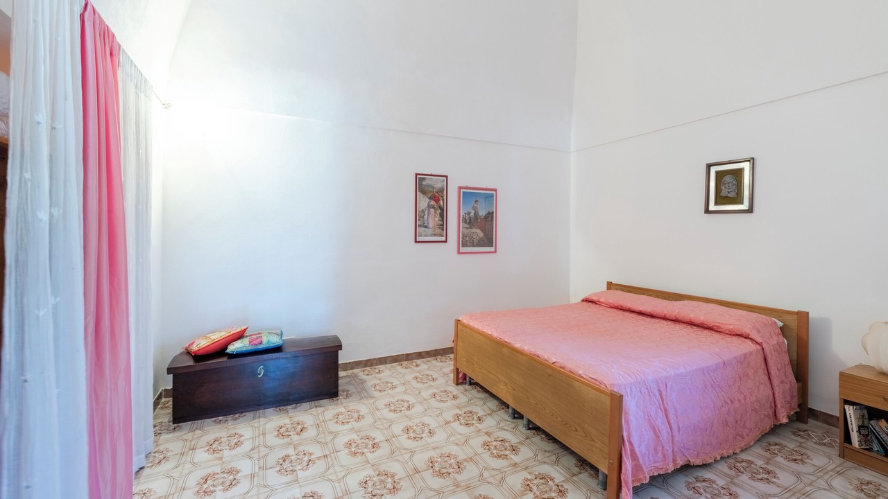 Photo of Bedroom in Kamma