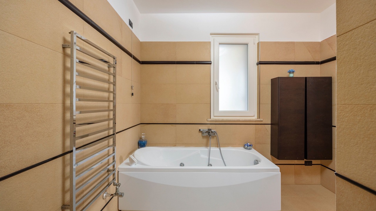 Photo of Bathroom in Carini