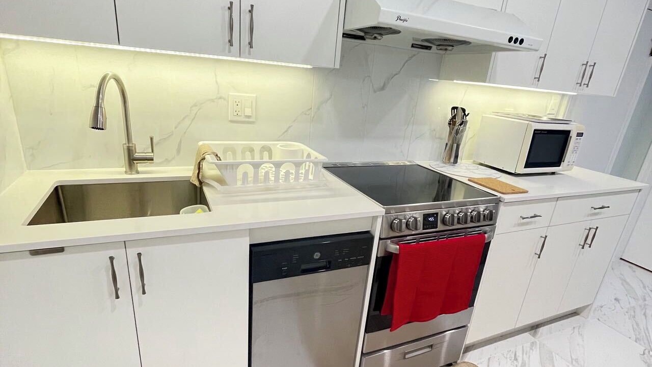 Photo of Kitchen in Arbutus Ridge