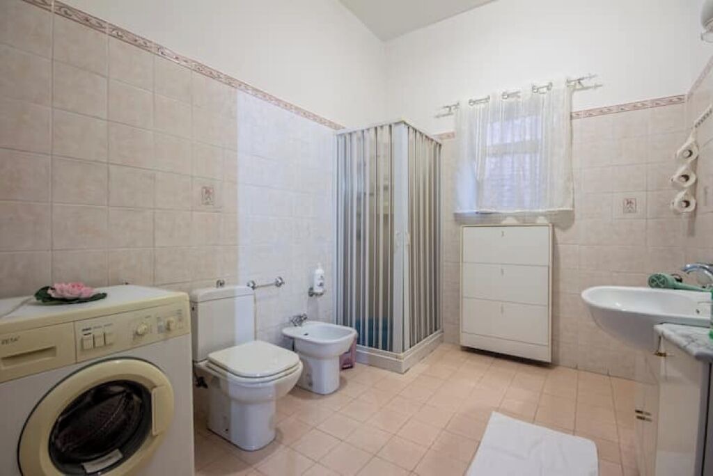 Photo of Bathroom in Piedimonte Etneo