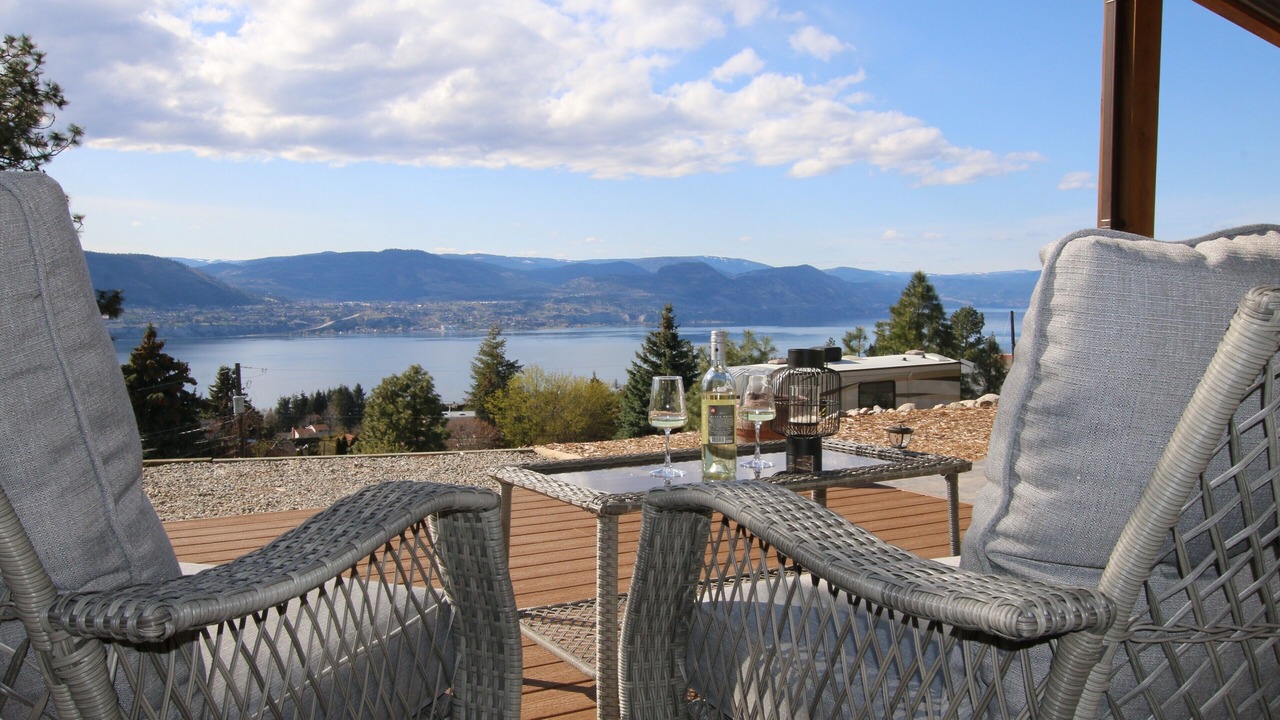 Photo of Patio Balcony in Okanagan-Similkameen