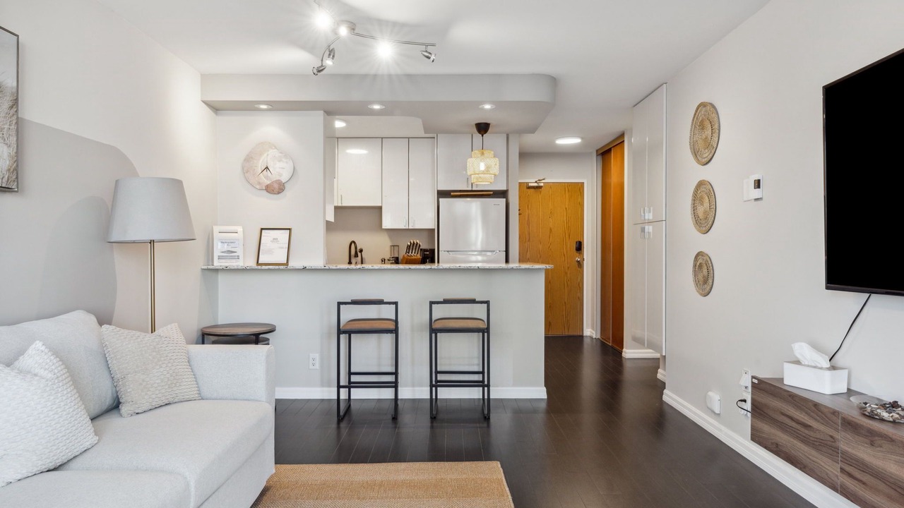 Photo of Livingroom in Downtown Vancouver
