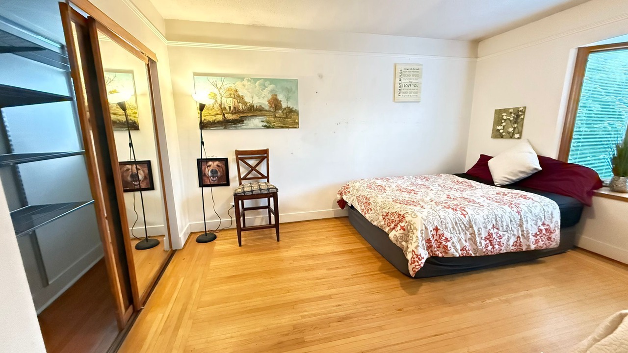 Photo of Bedroom in West Point Grey