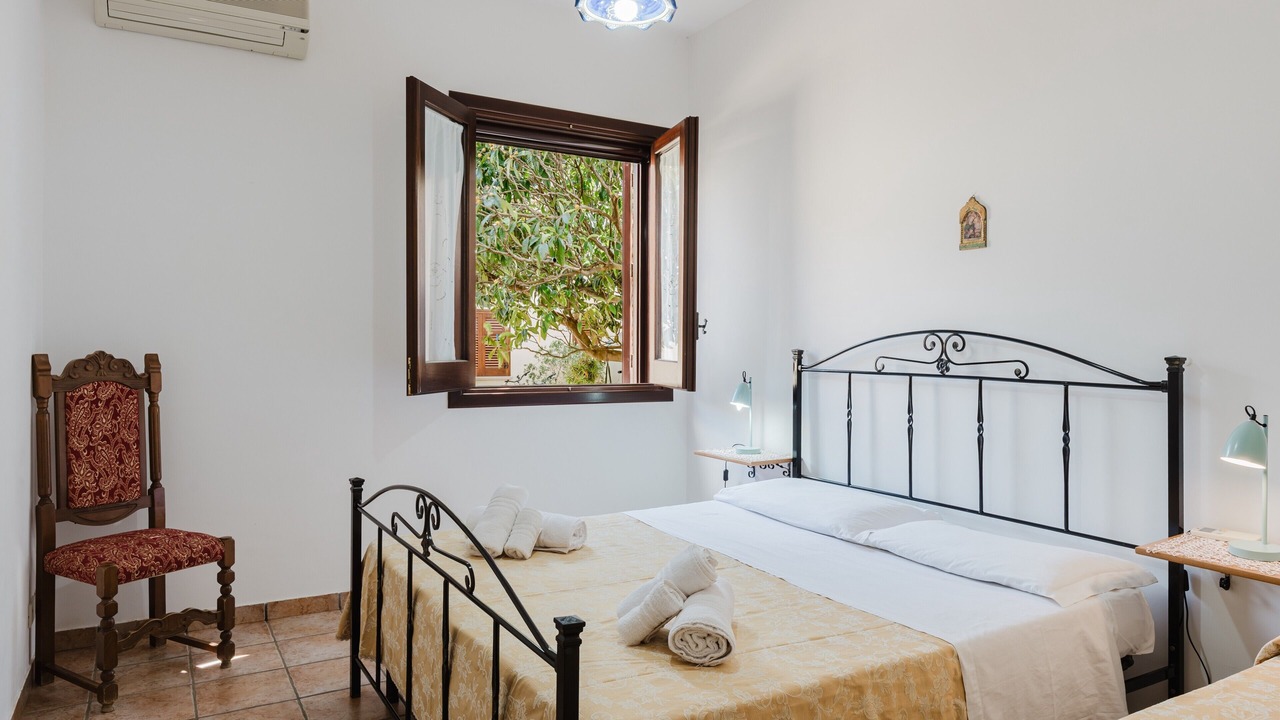 Photo of Bedroom in Castelluzzo