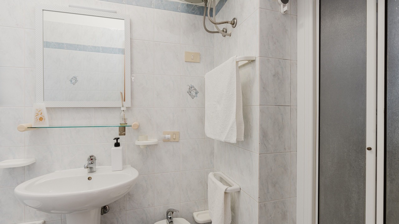 Photo of Bathroom in Trapani City Centre