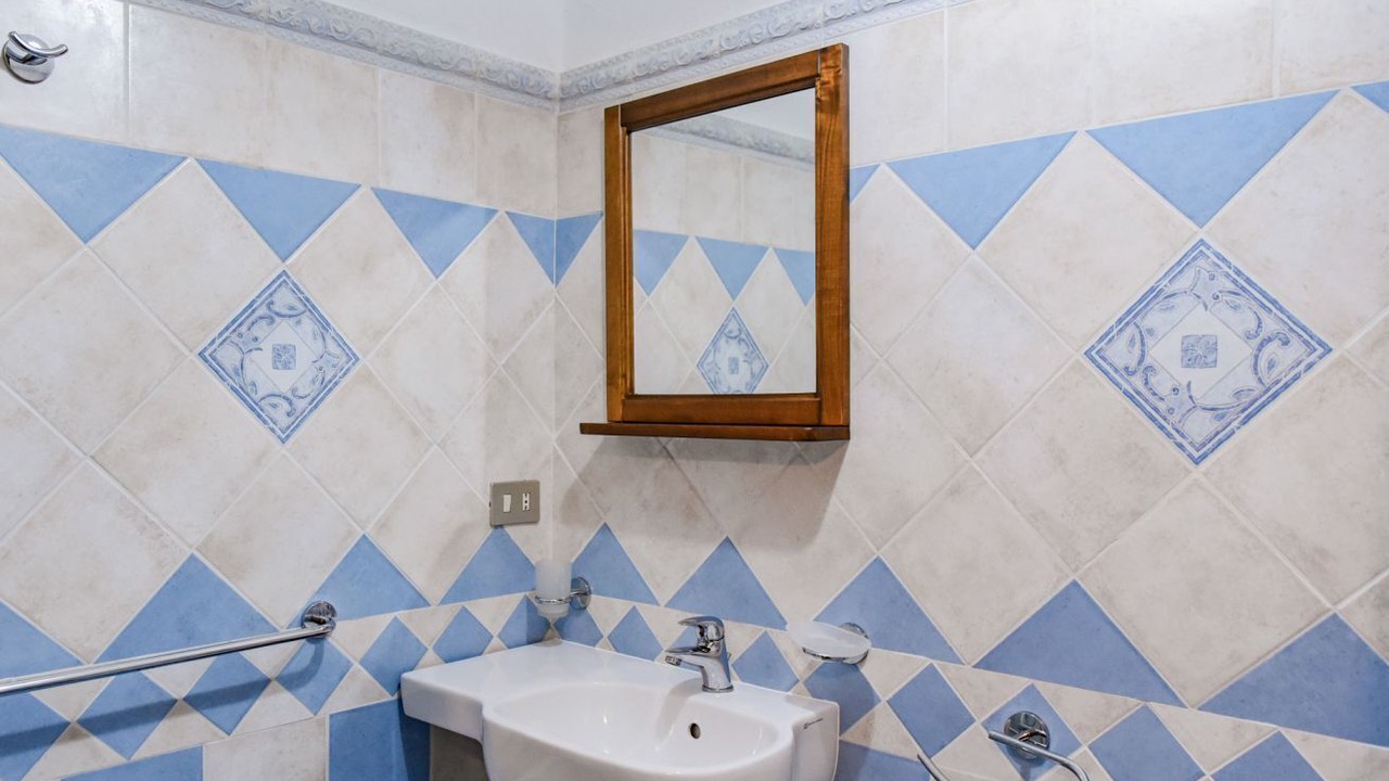 Photo of Bathroom in Oliena