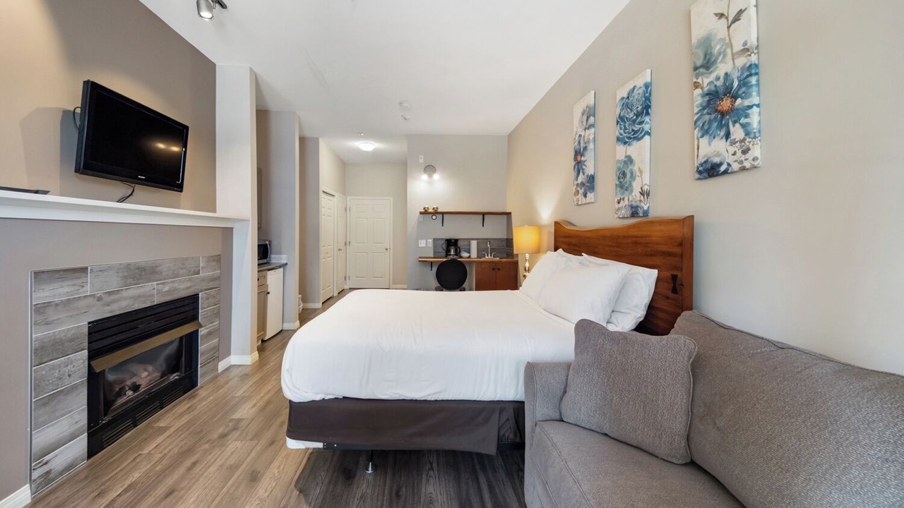 Photo of Bedroom in Quail Ridge