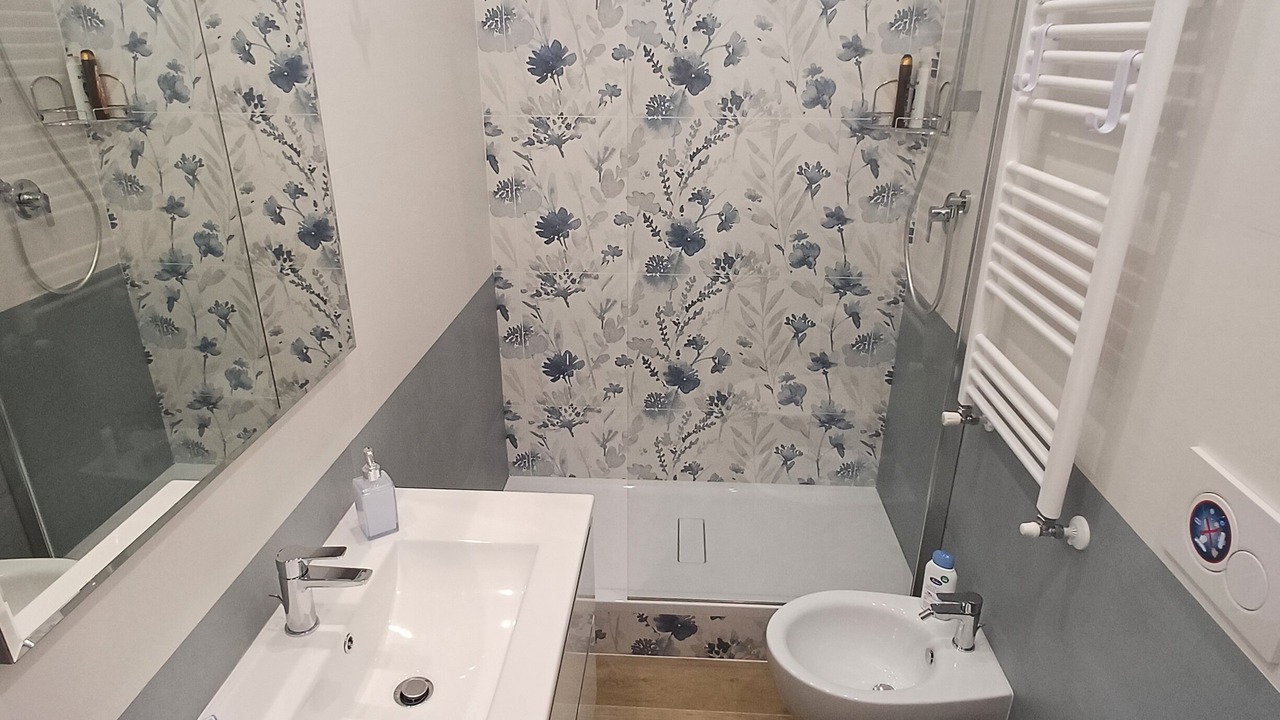 Photo of Bathroom in Quartiere XI Portuense