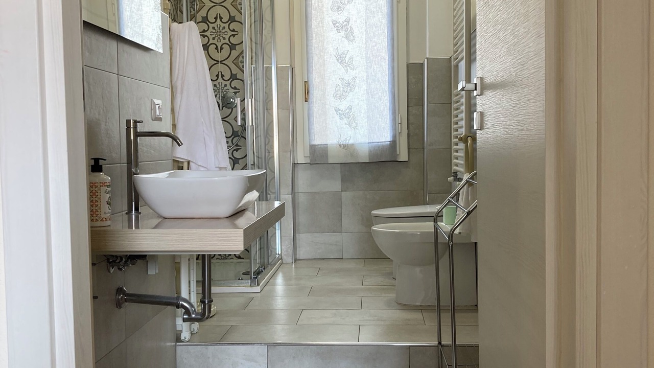 Photo of Bathroom in Margine Coperta-Traversagna
