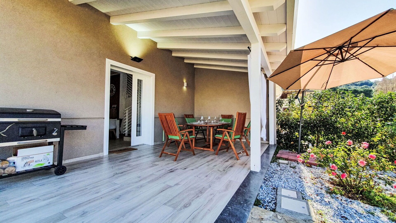 Photo of Patio Balcony in Campofelice di Roccella