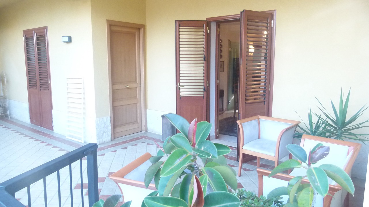 Photo of Outdoor in Carini