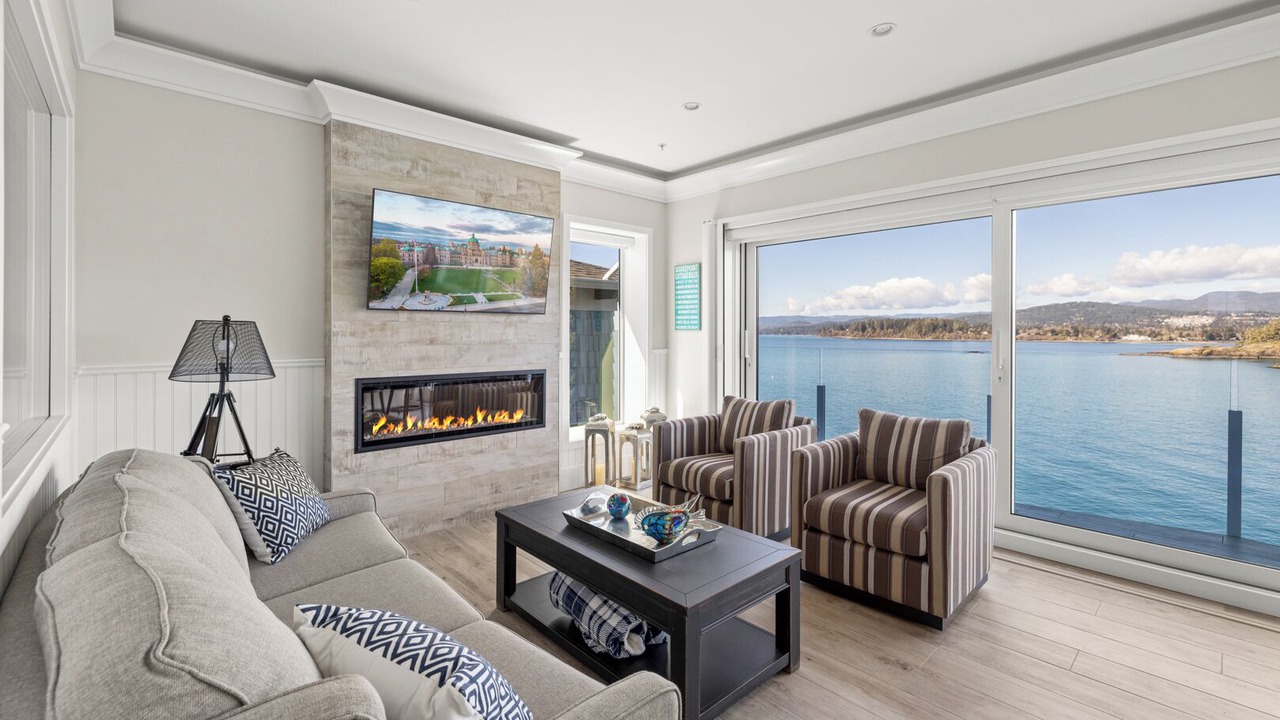 Photo of Livingroom in Sooke