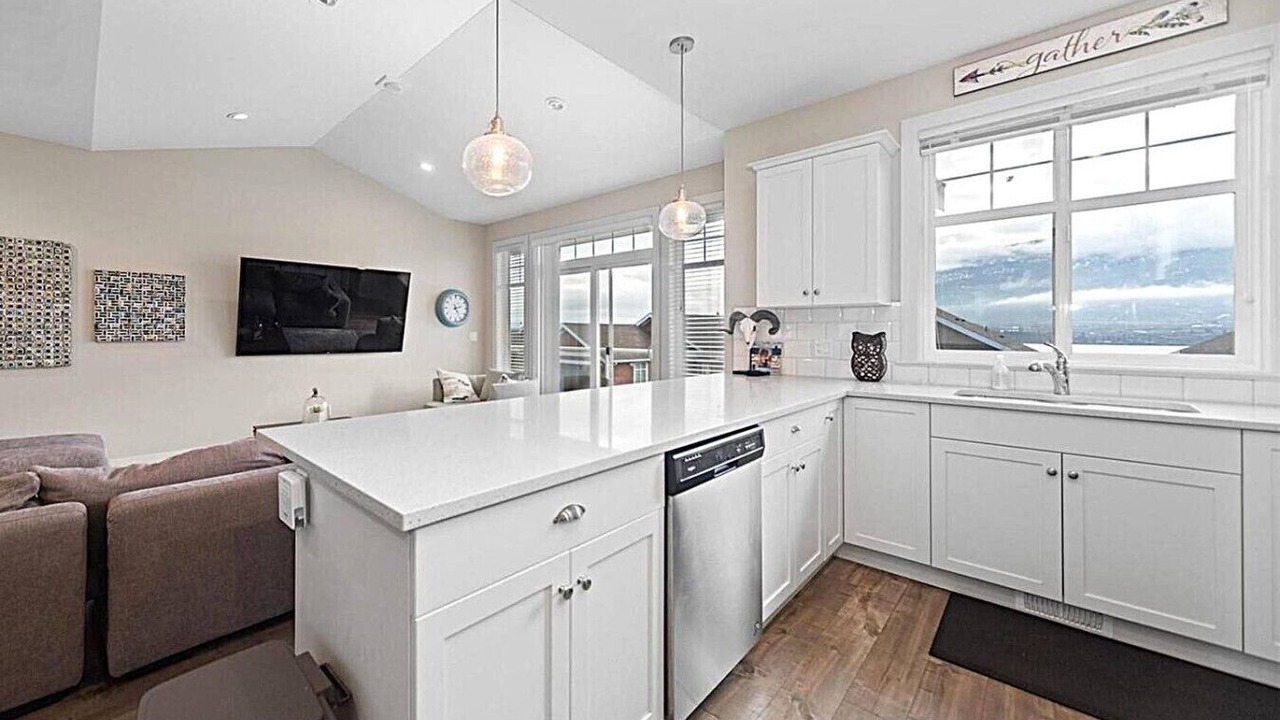 Photo of Kitchen in Osoyoos