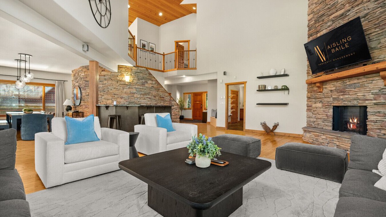 Photo of Livingroom in Forest Ridge Estates