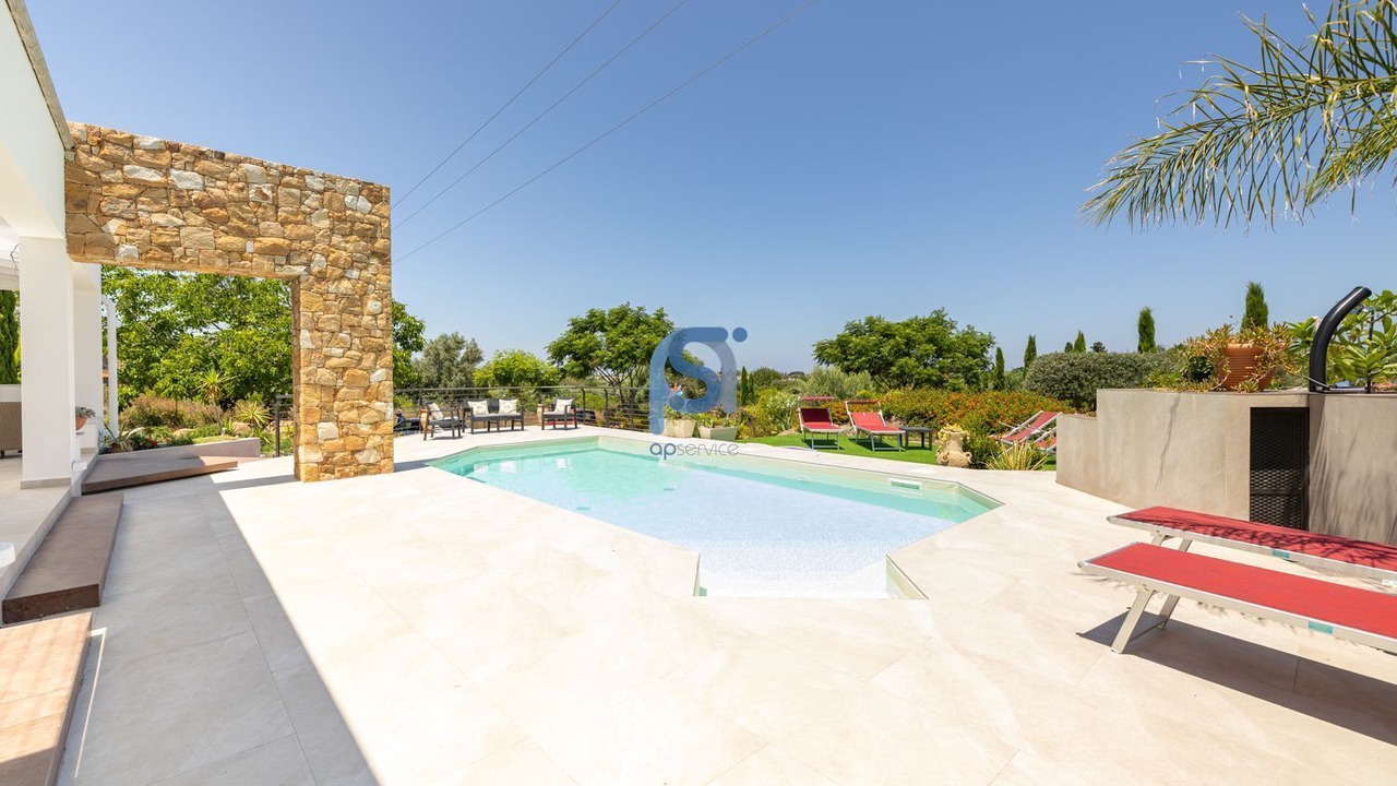 Photo of Outdoor in Lascari