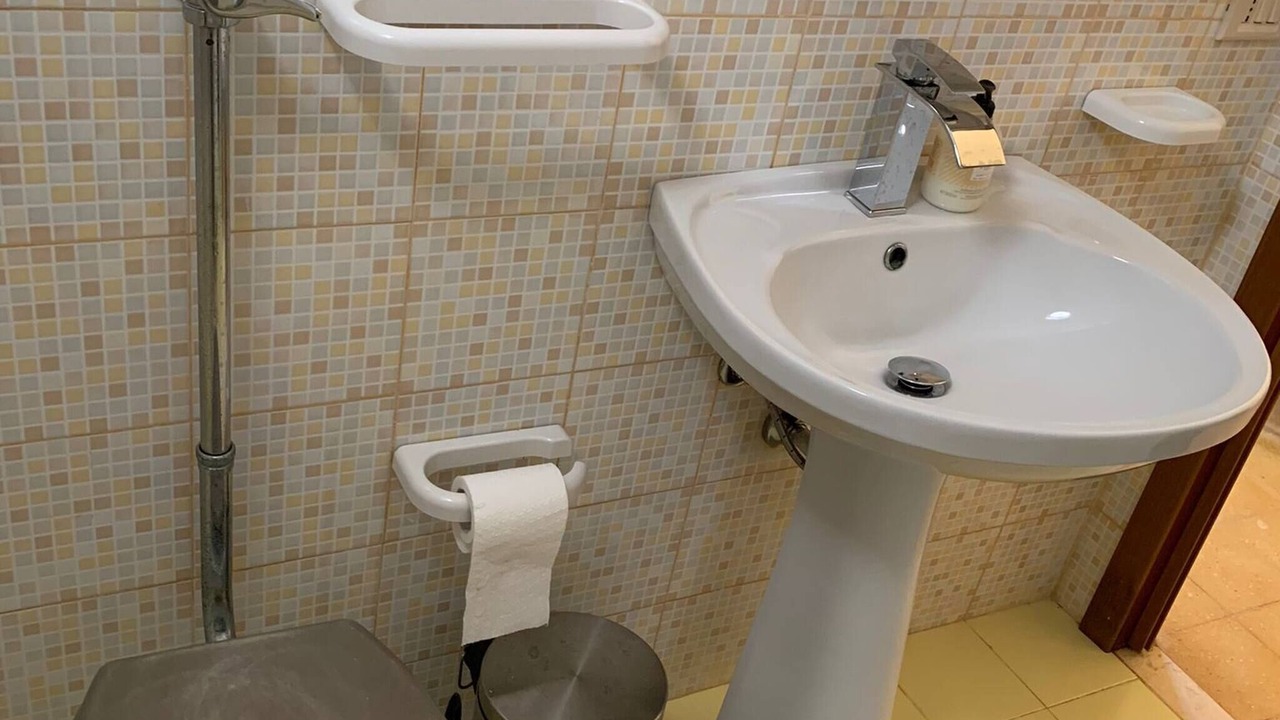 Photo of Bathroom in Petrosino