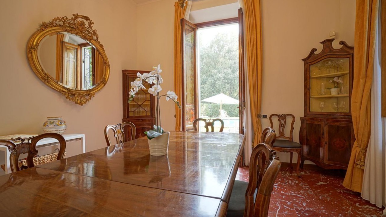 Photo of Others in Margine Coperta-Traversagna