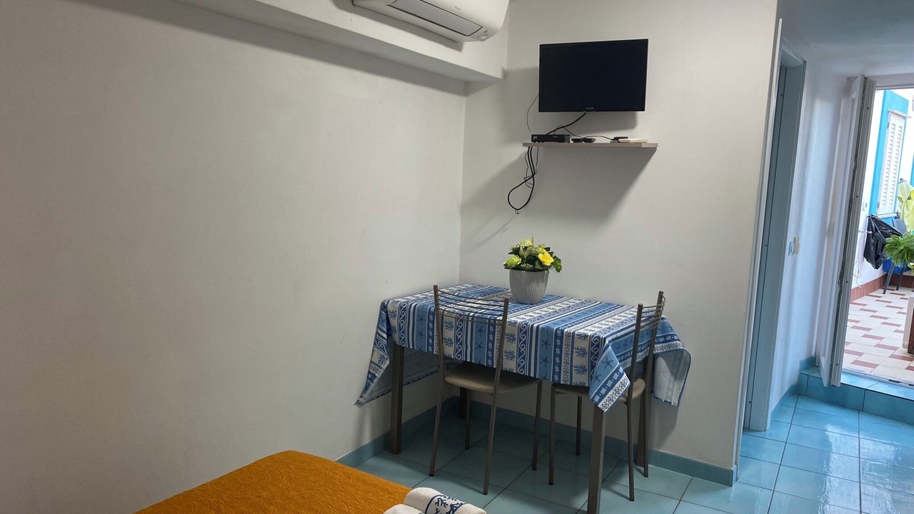 Photo of Bedroom in Le Forna