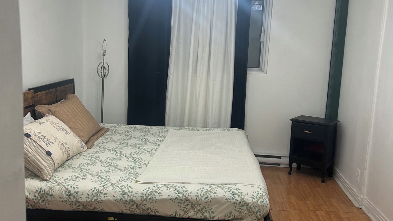 Photo of Bedroom in Plateau Mont Royal