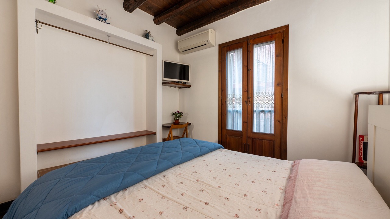 Photo of Bedroom in Porticello