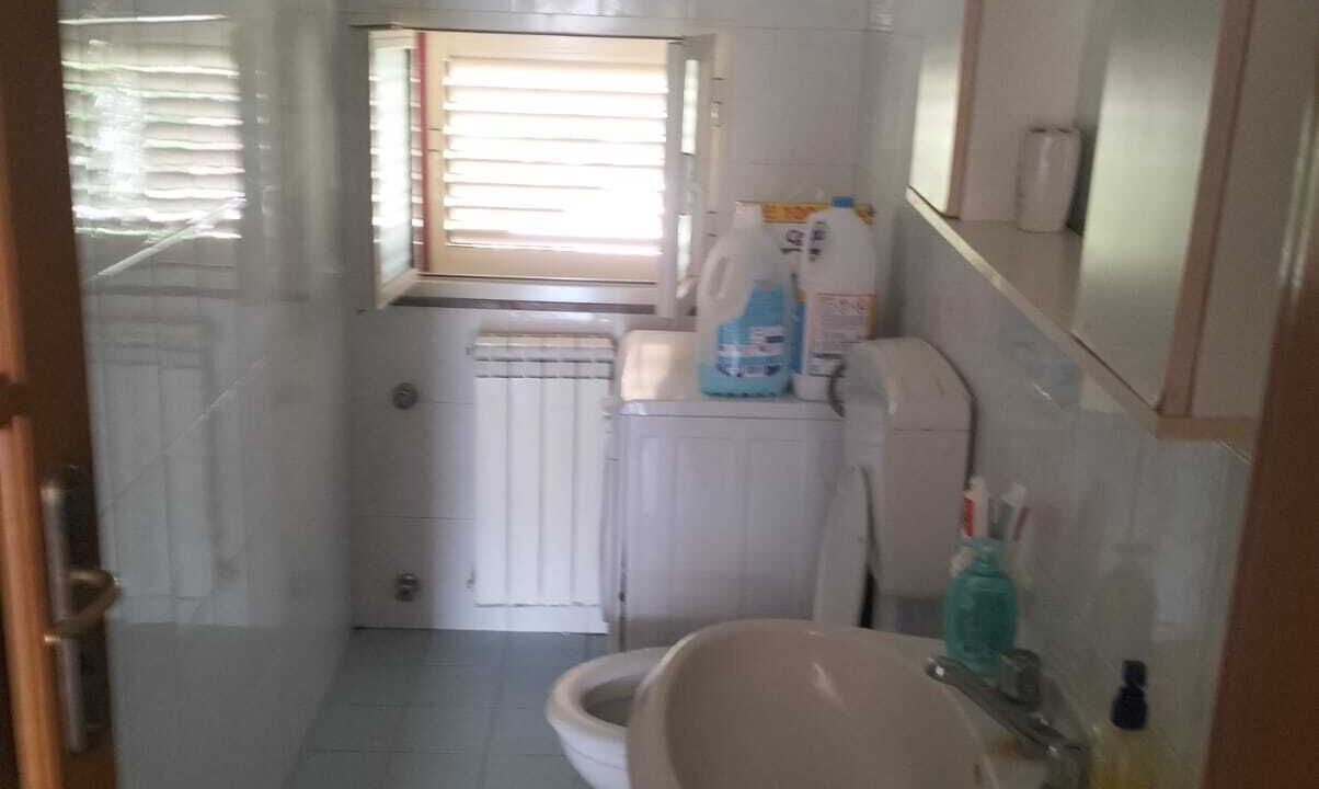 Photo of Bathroom in Patti