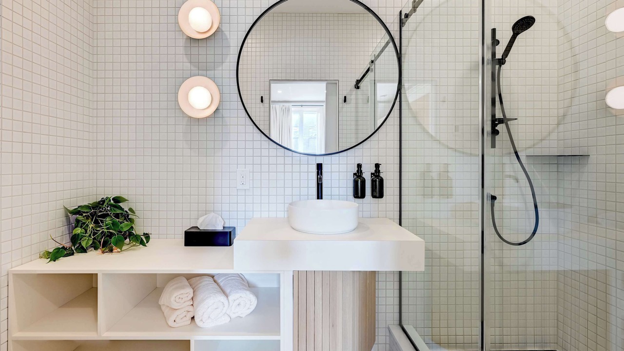 Photo of Bathroom in Plateau Mont Royal