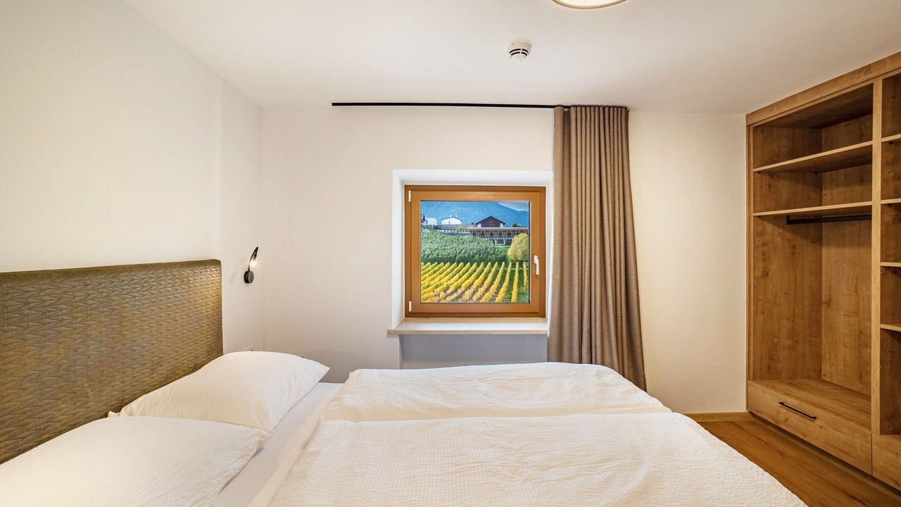 Photo of Bedroom in Naz Sciaves