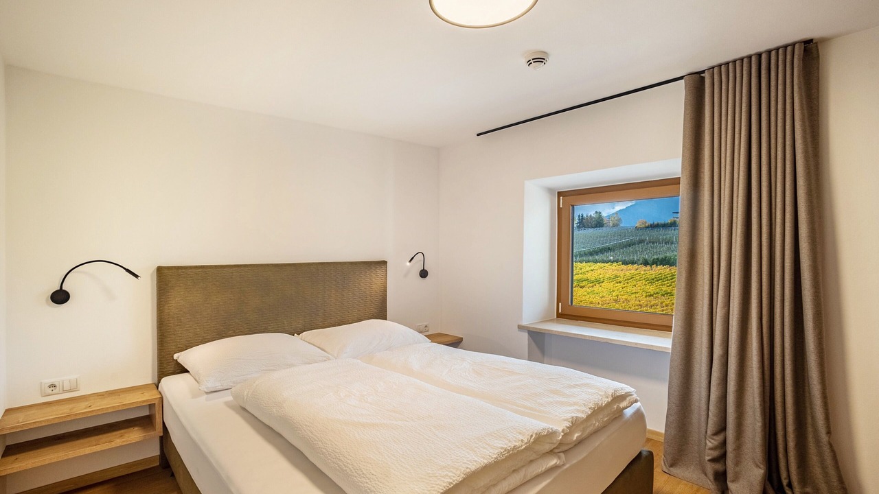 Photo of Bedroom in Naz Sciaves