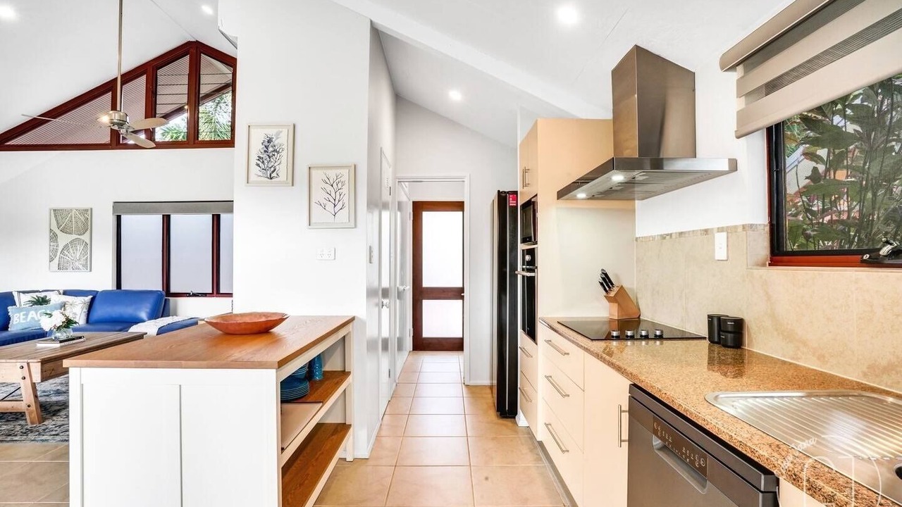 Photo of Kitchen in Kurrimine Beach