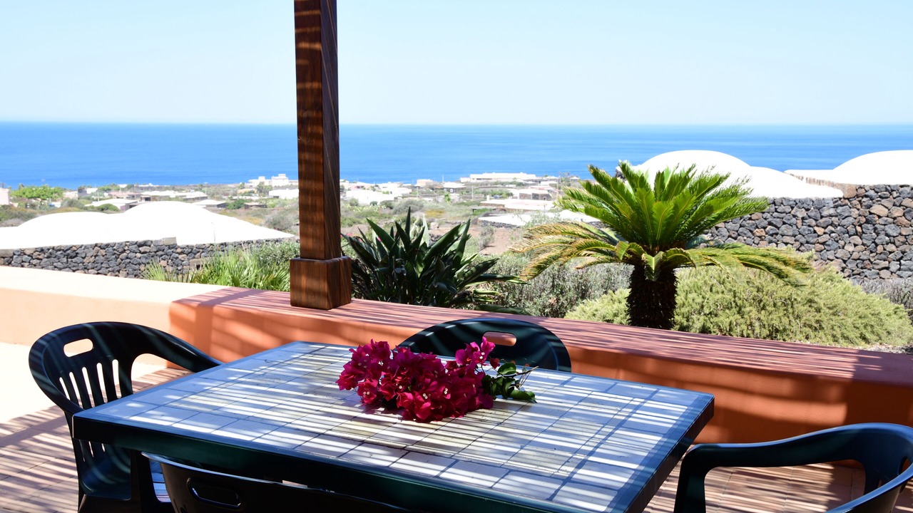 Photo of Patio Balcony in Pantelleria