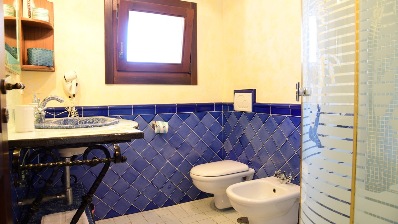 Photo of Bathroom in Pantelleria