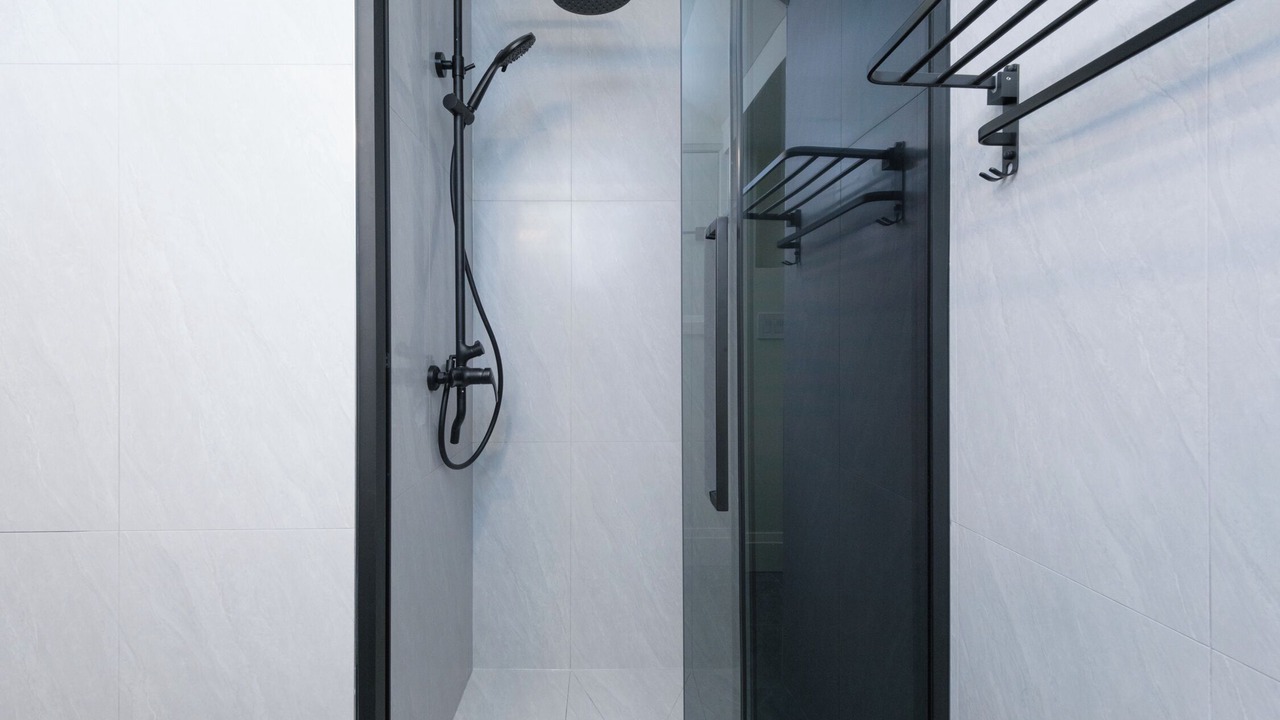 Photo of Bathroom in Kerrisdale