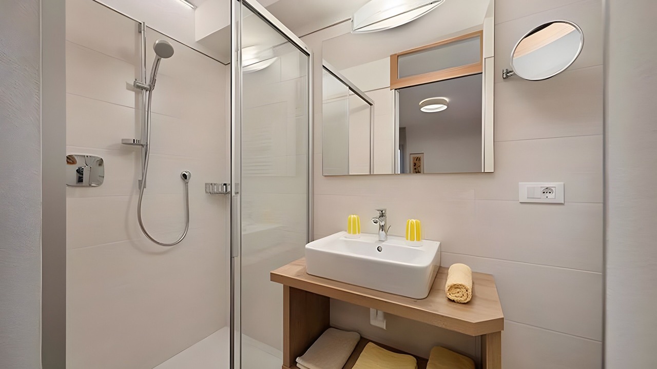 Photo of Bathroom in Schenna