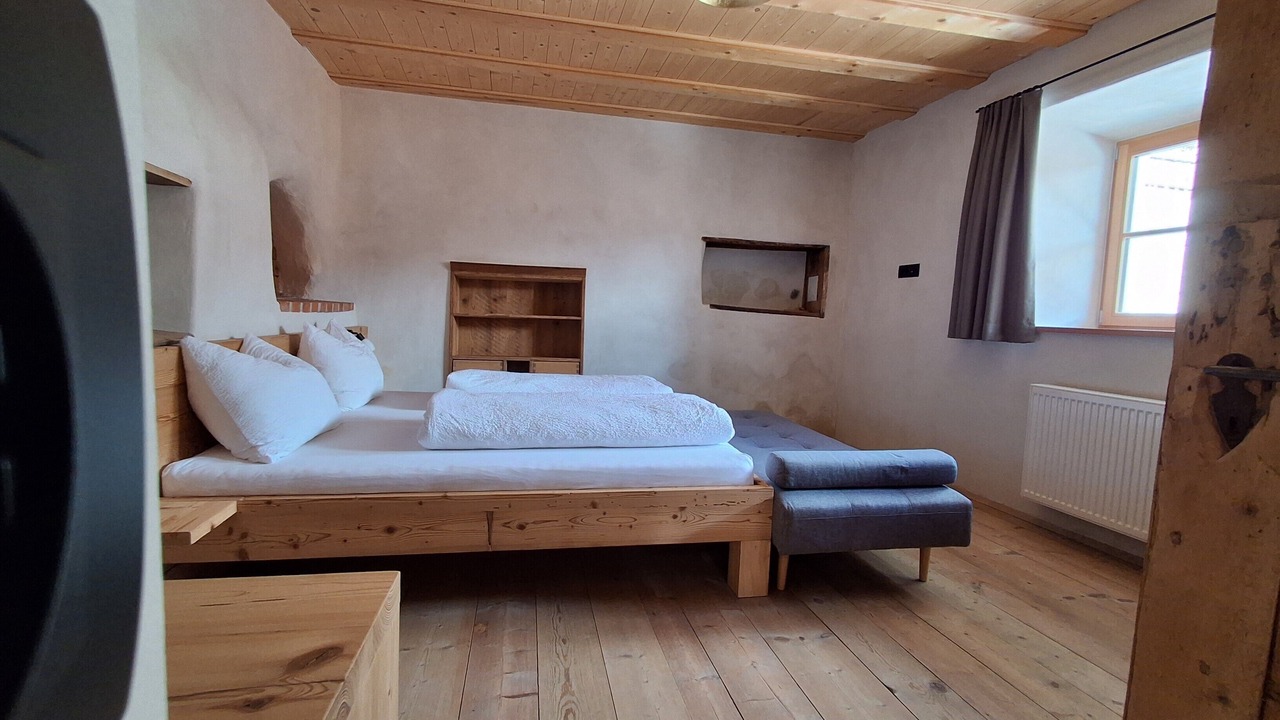 Photo of Bedroom in Perca