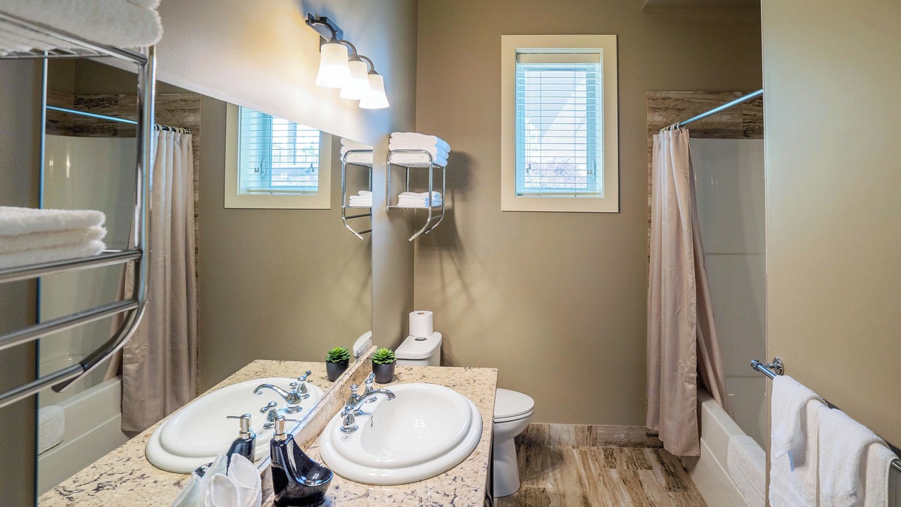 Photo of Bathroom in West Kelowna Estates