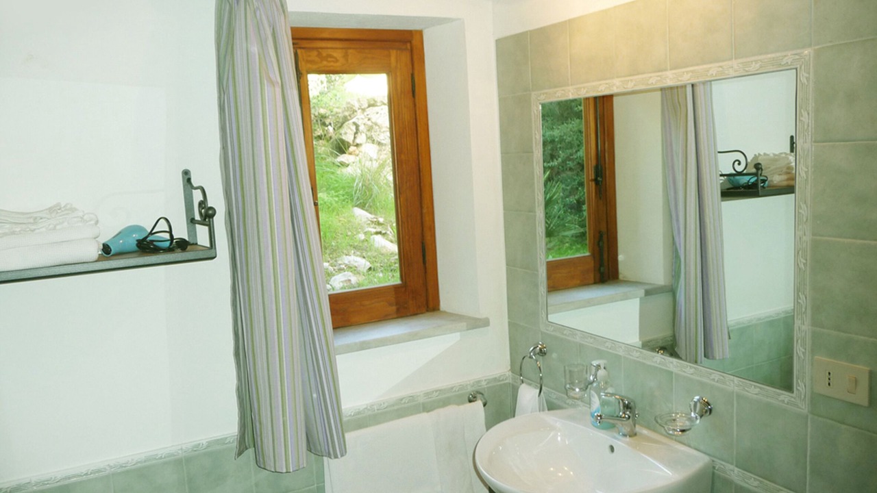 Photo of Bathroom in Porticello