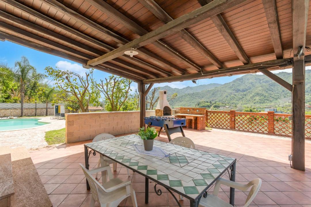 Photo of Patio Balcony in Motta Camastra