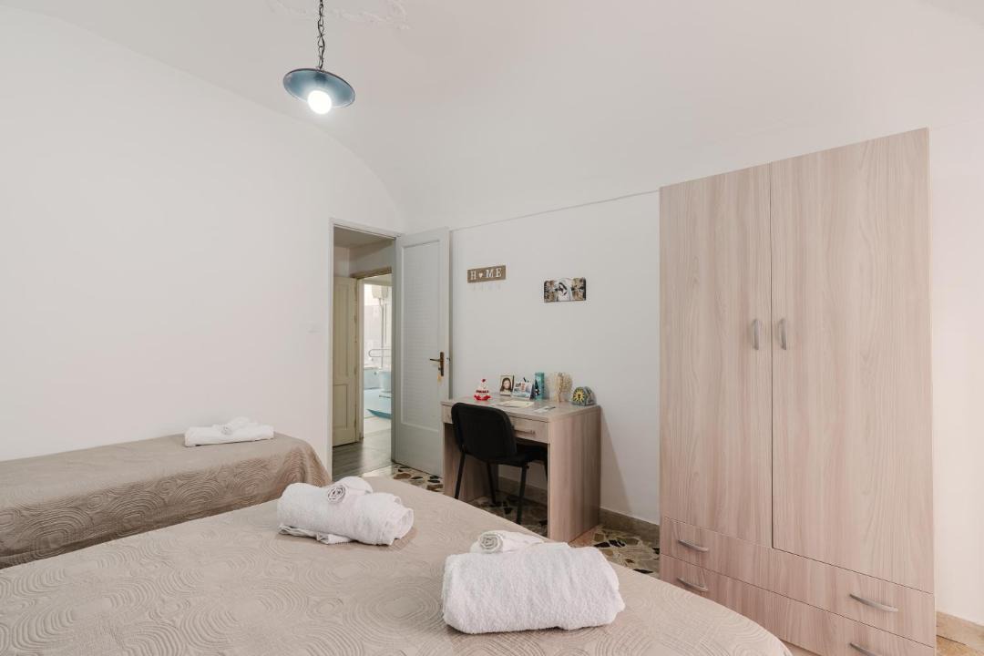 Photo of Bedroom in Corleone