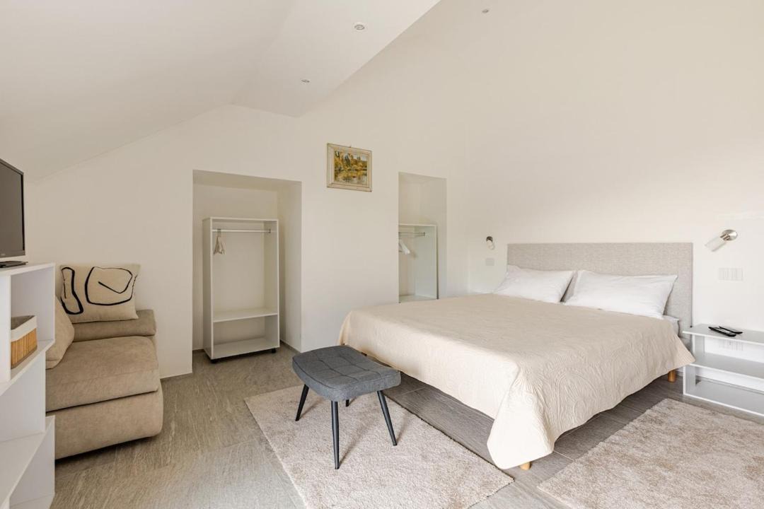 Photo of Bedroom in Comero