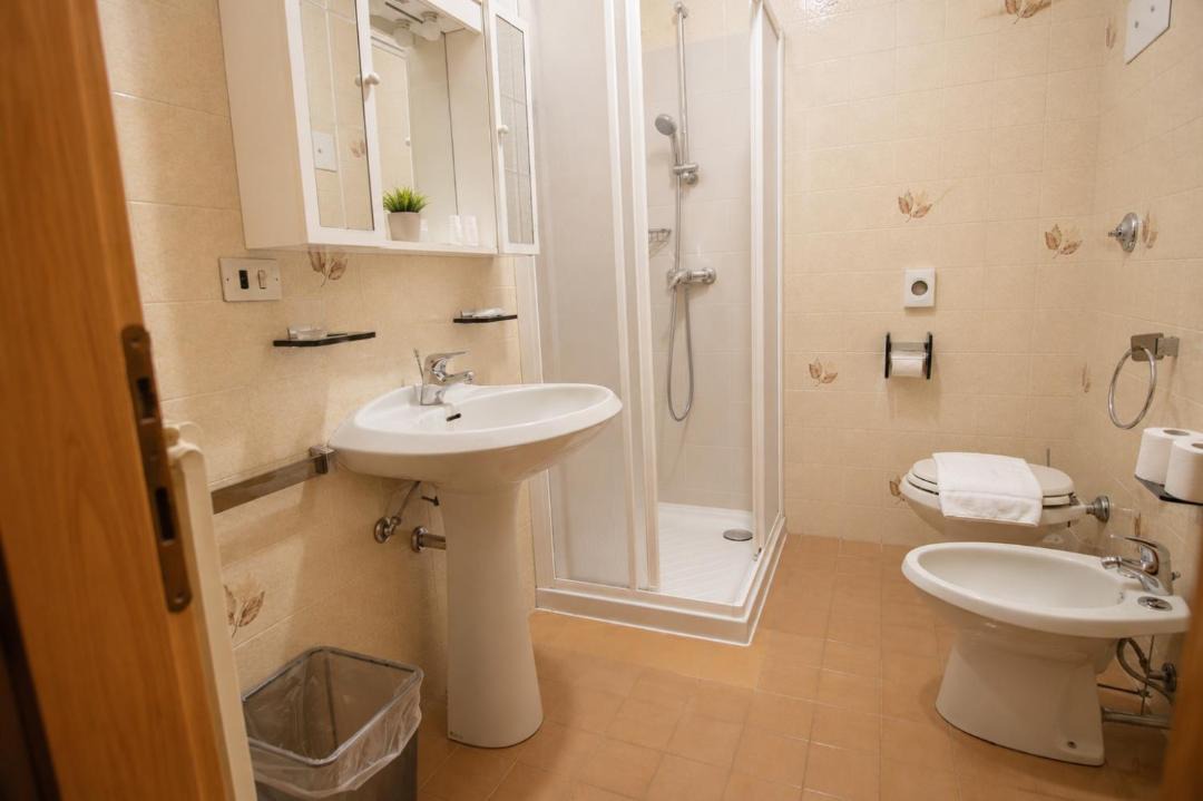 Photo of Bathroom in Fielis