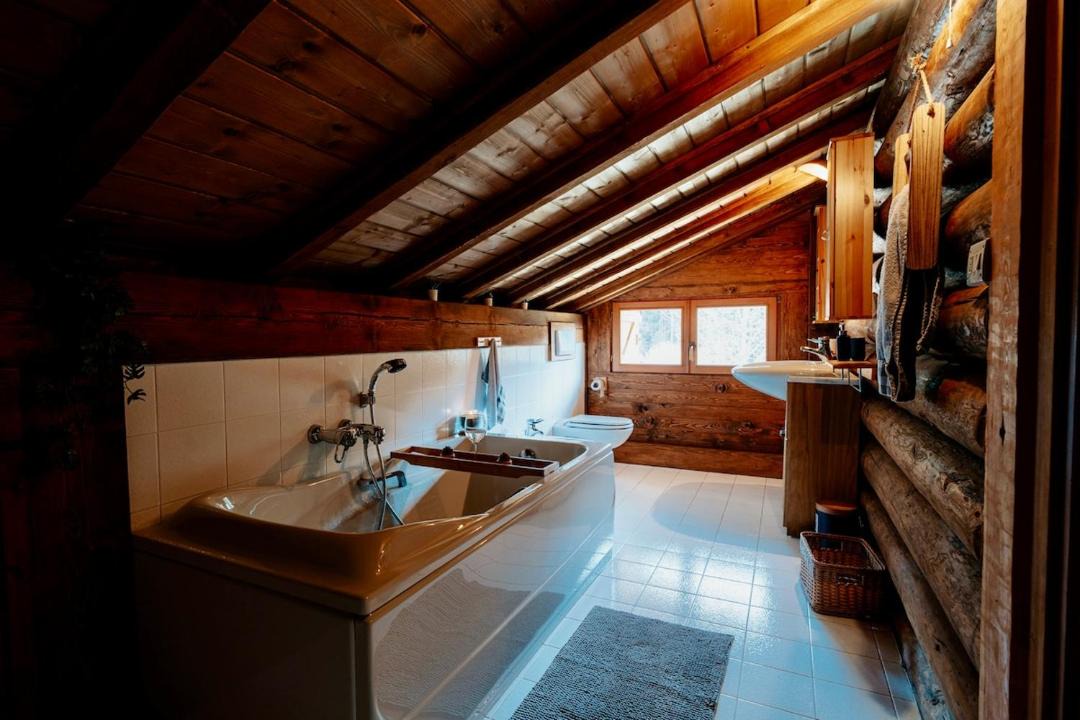 Photo of Bathroom in Tonadico