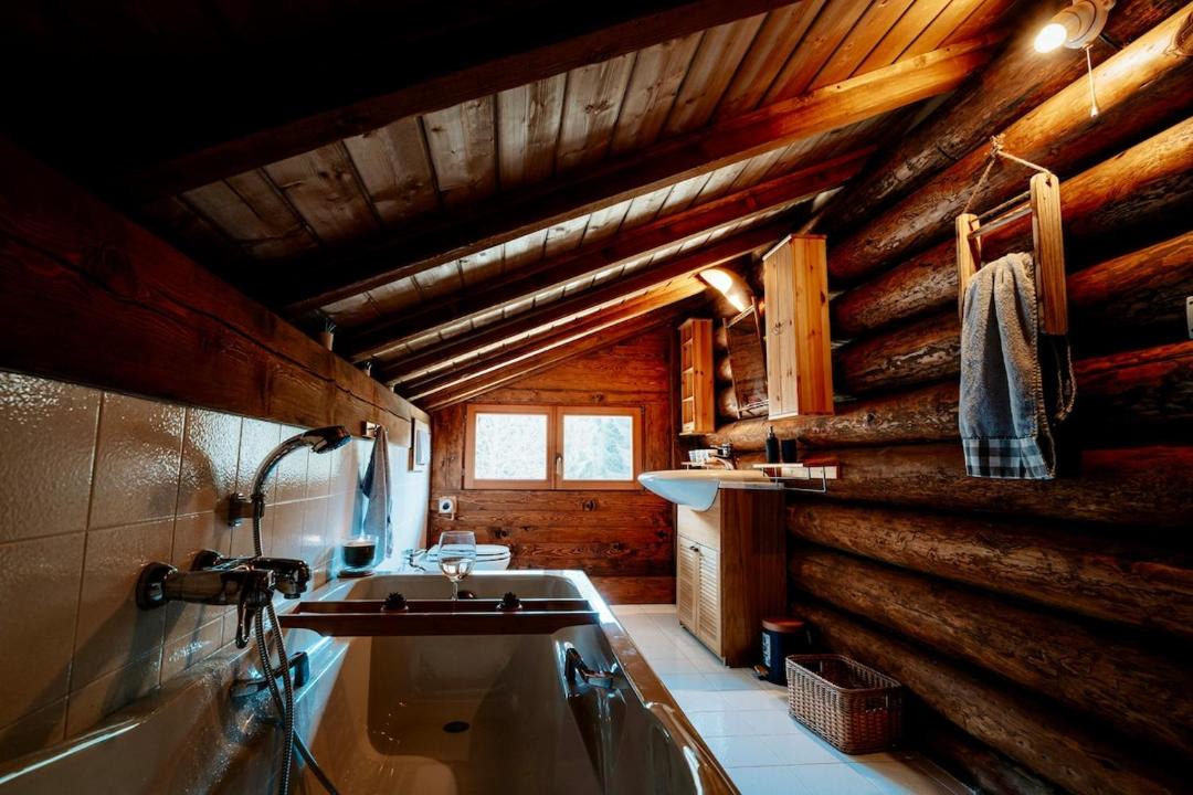 Photo of Bathroom in Tonadico