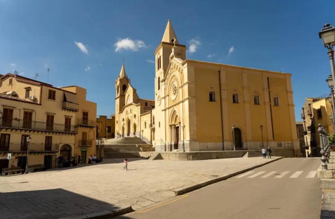 Photo of Buildings in Mezzojuso