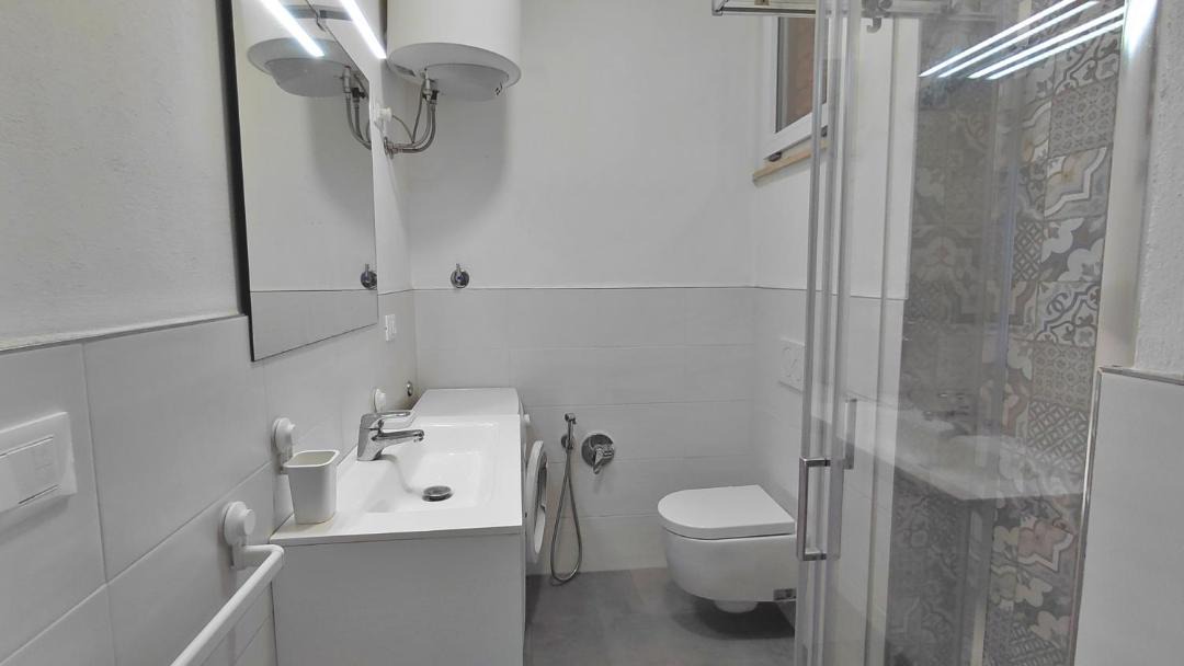 Photo of Bathroom in Lido