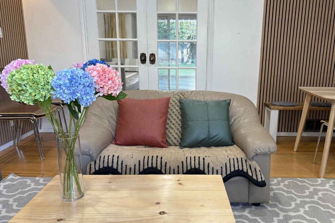 Photo of Livingroom in Oakridge